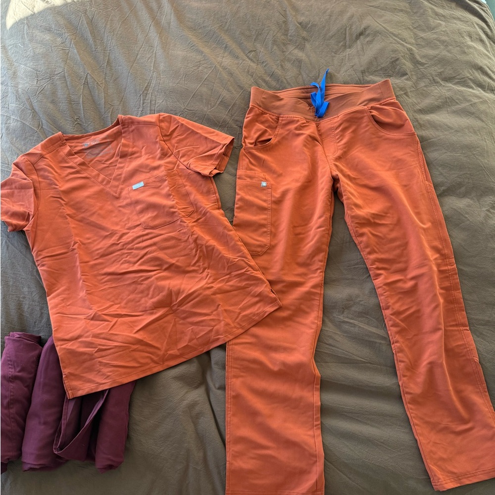 Figs Burnt Orange Scrub Set